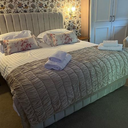 Whiston Hall Екстер'єр фото